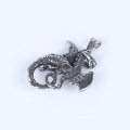 Fashion Retro Flying Dragon Joyería de acero inoxidable Titanium Collar de joyería de plata